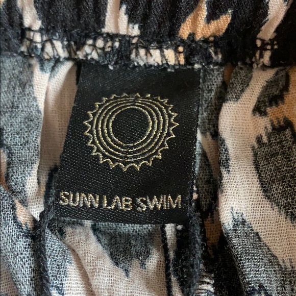 Sun Lab Swim NWT Cheetah Medium Pants - Picture 3 of 5